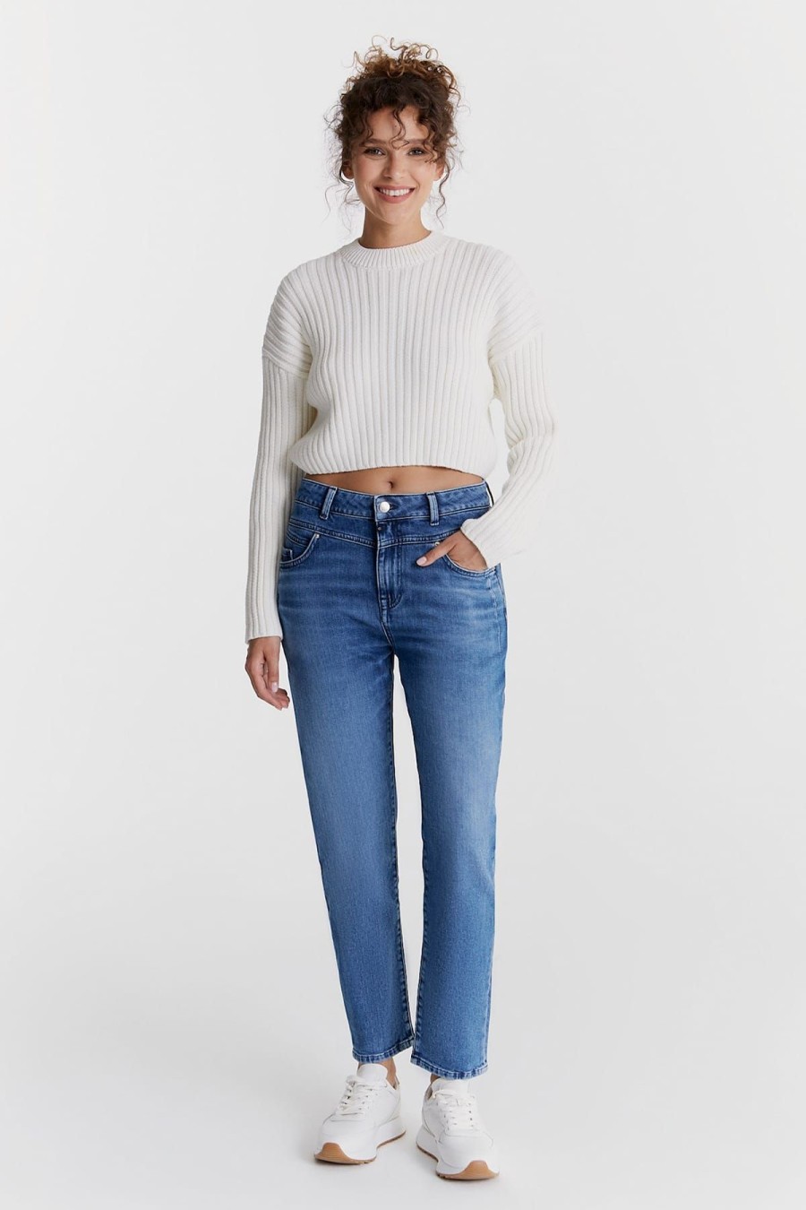 C.O.J - Cup of Joe Denim Jeans | Boyfriend Jeans Victoria - Medium Blue