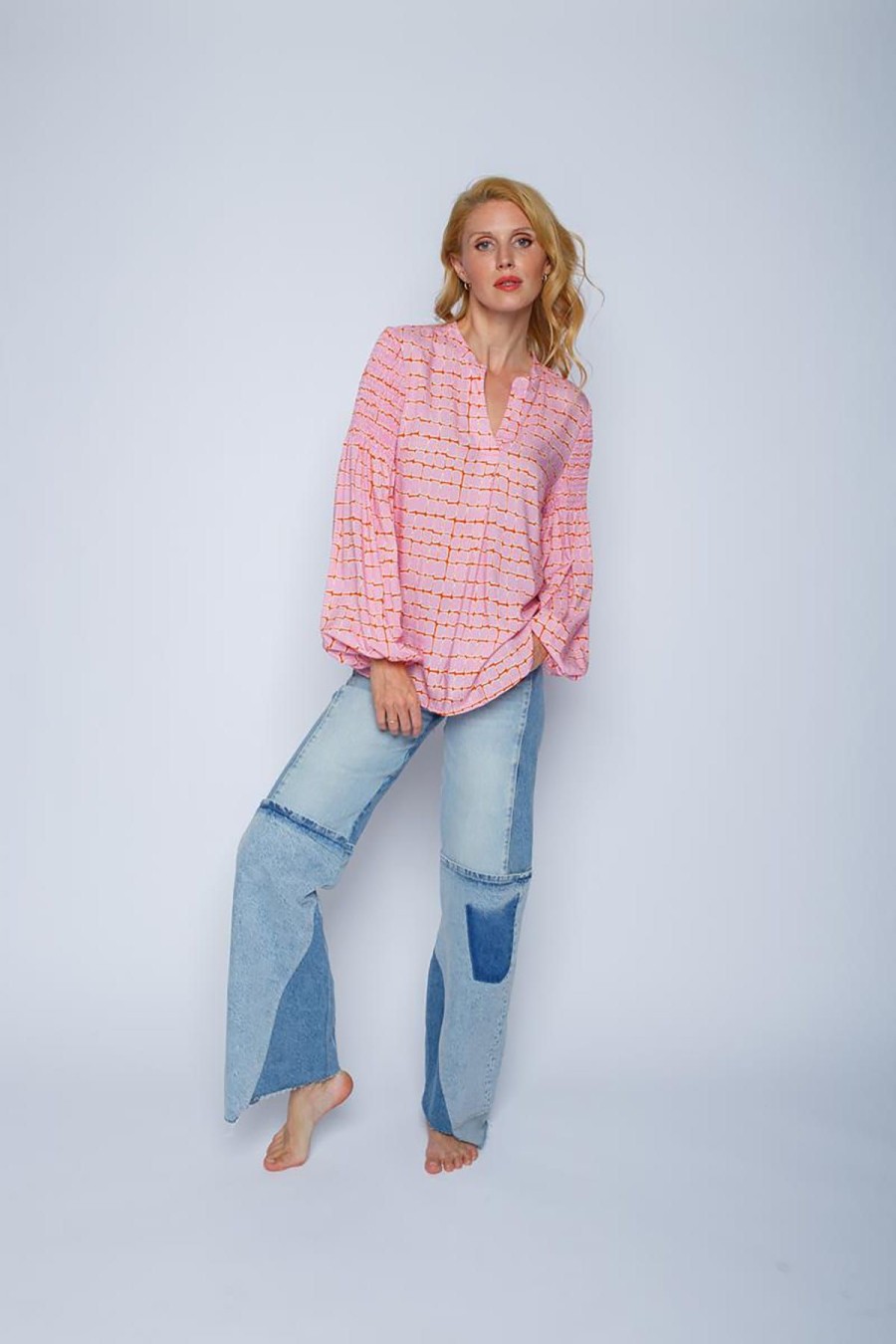 Emily van den Bergh Hemden & Blusen | Shirtbluse Mit Smok Part Am Armel Geometric Pink